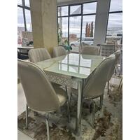 Set masă extensibilă din sticlă + 6 scaune din catifea
